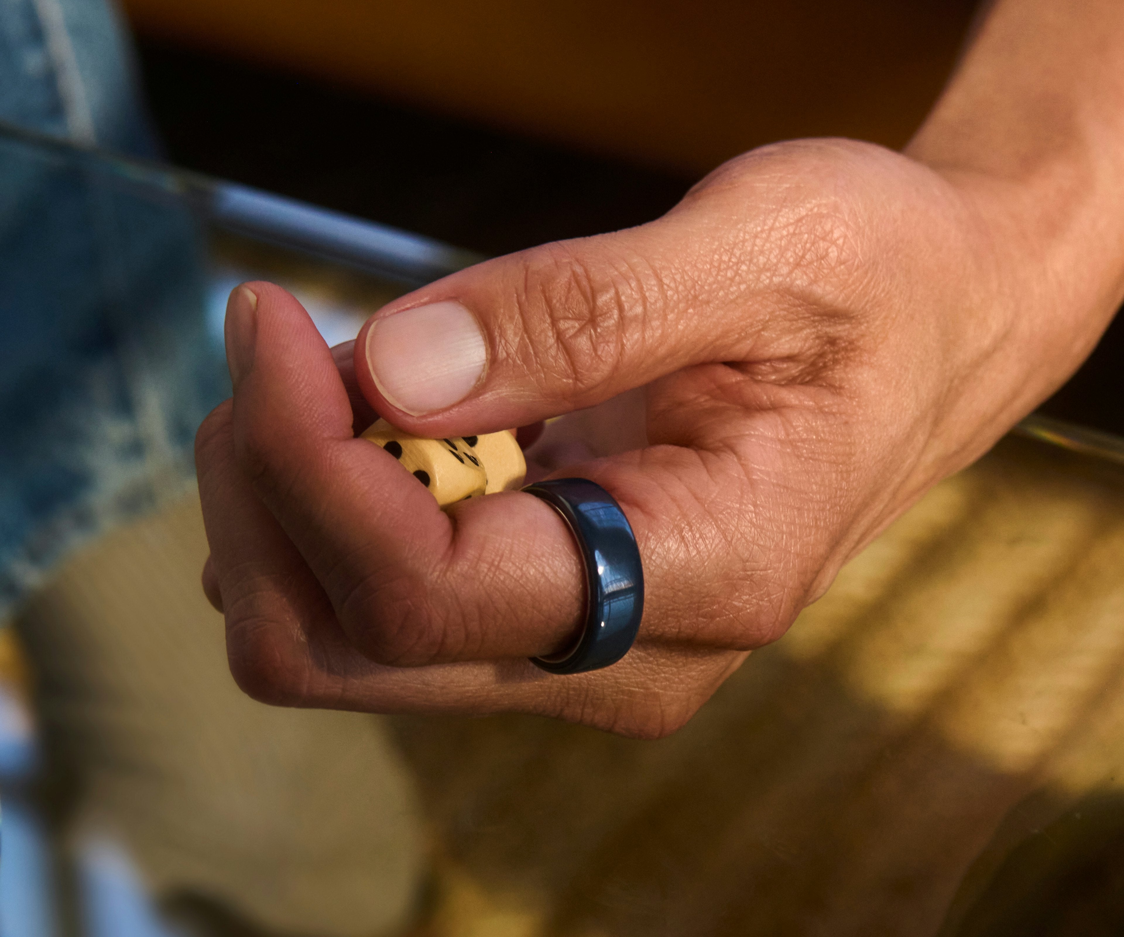 Oura Ring 4 Ceramic