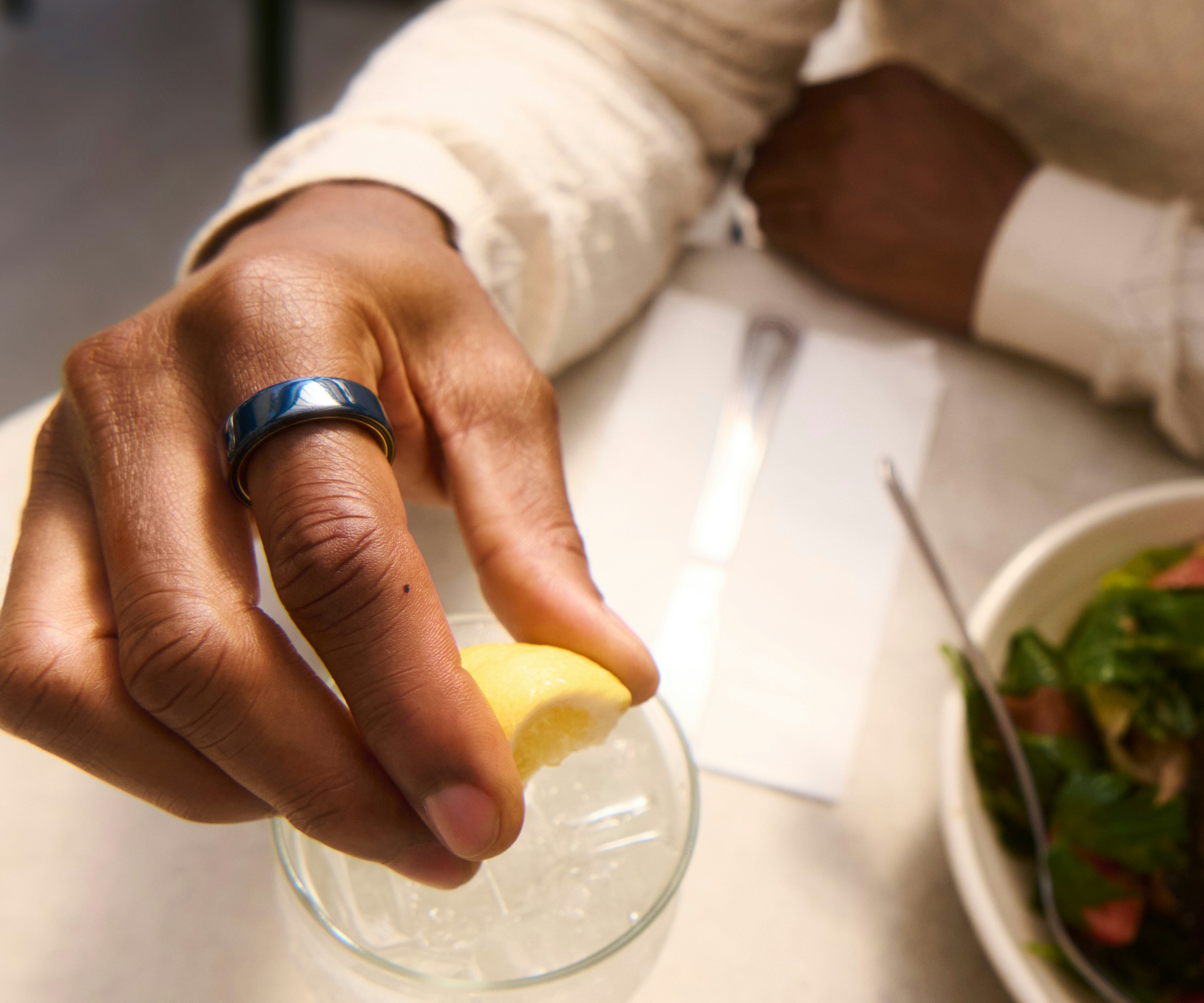 Oura Ring 4 Ceramic